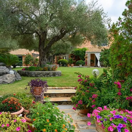 Anna Agios Ioannis (Corfu)